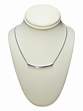 Silver Tone Curved Bar Pendant Necklace - NEW